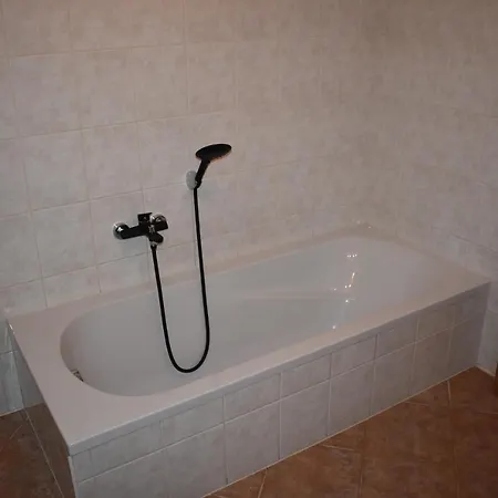 Apartament Sprung